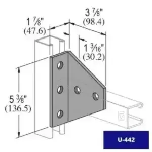 La conexión angular U-442 tiene perforaciones estratégicas que permiten fijaciones firmes en estructuras metálicas y sistemas eléctricos.